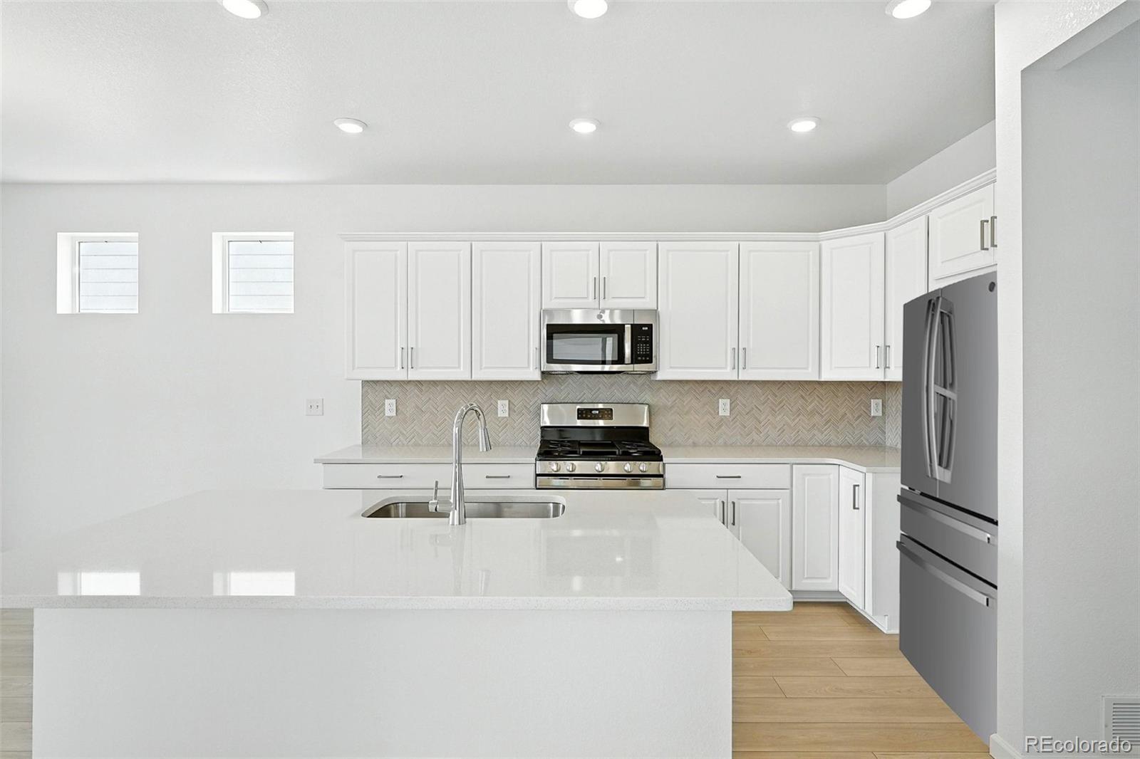 2102 Wagon Wheel Aly