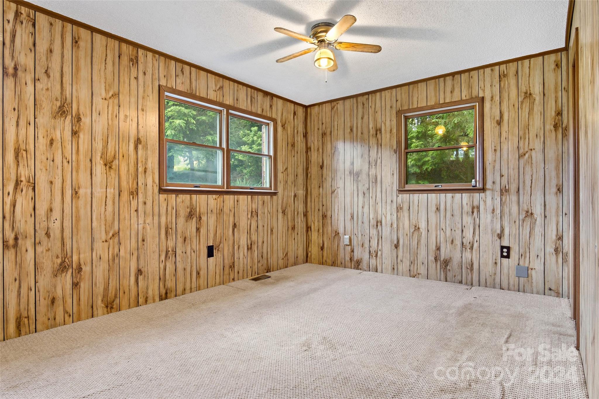 560 Carters Ridge Road