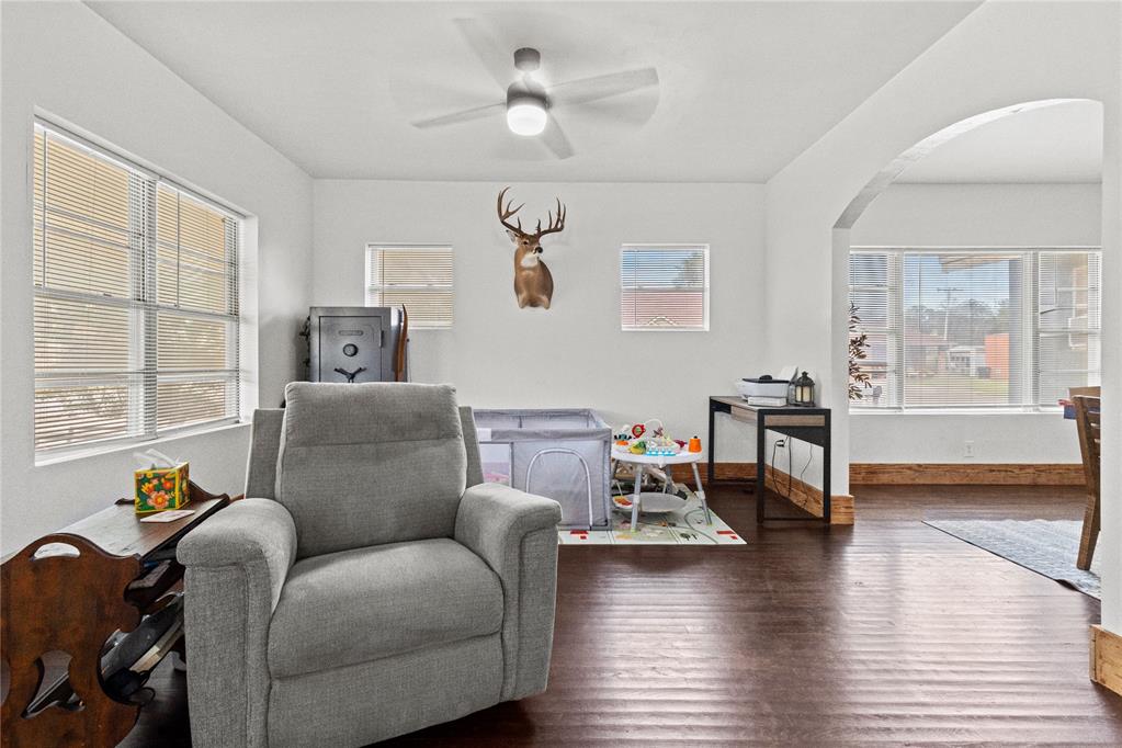 588 N Arapaho Avenue