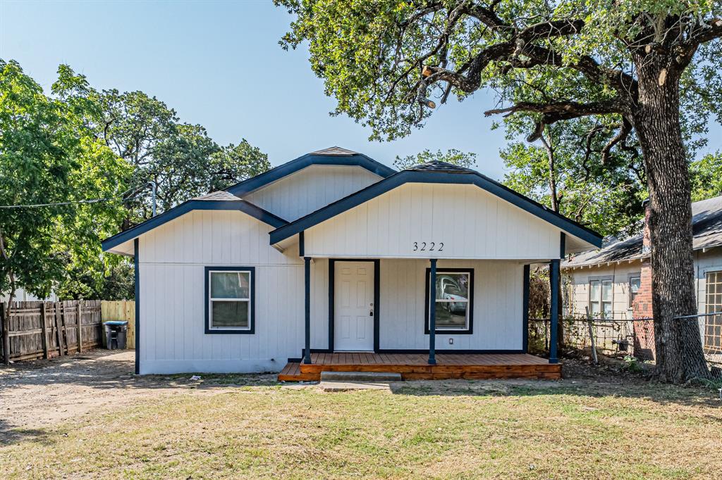 Beautifully Updated 3-Bedroom, 2-Bath Home — Move-In Ready!  Step inside this inviting home featuring 3 spacious bedrooms and 2 fully updated bathrooms, designed for both comfort and functionality. Fresh interior paint creates a bright, welcoming atmosphere throughout.
Major updates give you peace of mind, including a new roof, new AC ducts, pvc plumbing, new water heater, and completed foundation repairs—making this home a true turnkey option. With modern updates, reliable systems, and a convenient location, this property is the perfect blend of style and dependability. Don’t miss your chance to make this beautifully refreshed home yours!