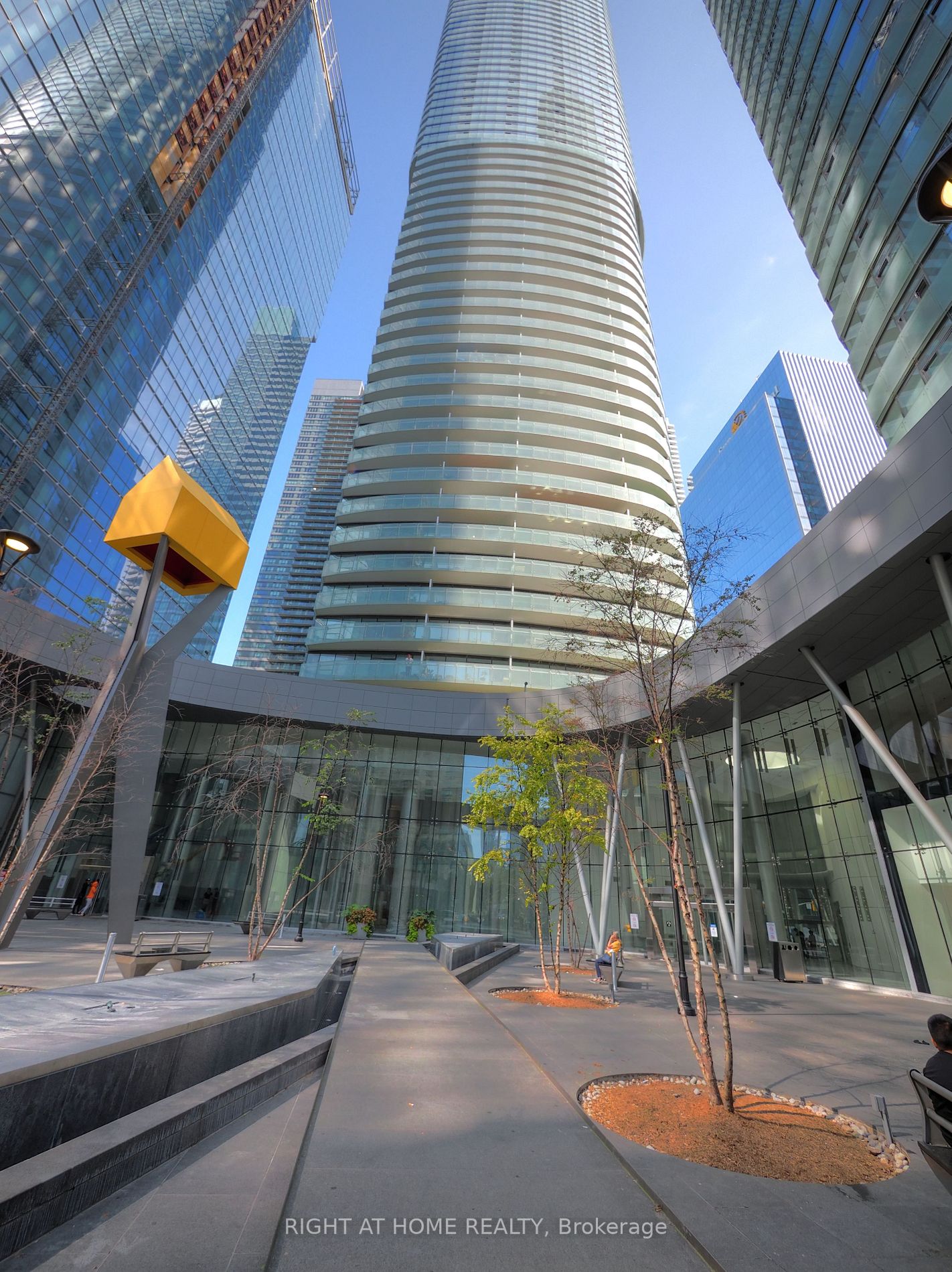 12 York St 2204