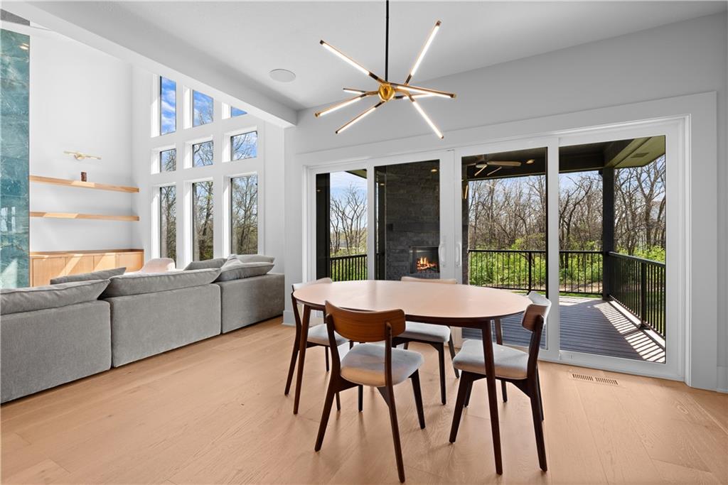 4 Broken Arrow Court