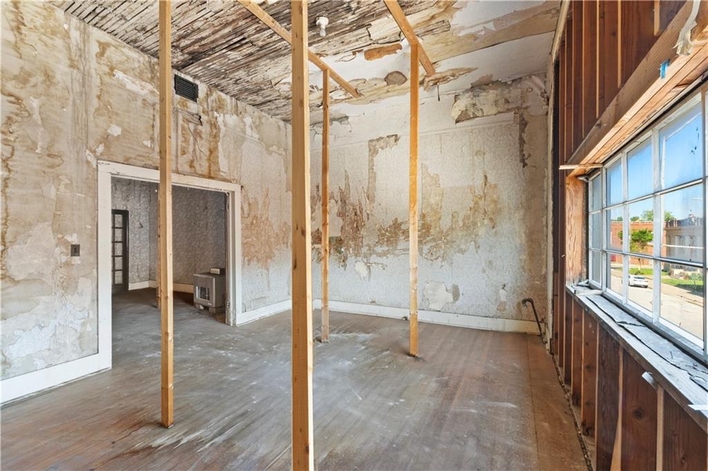 205 W Cherry Street