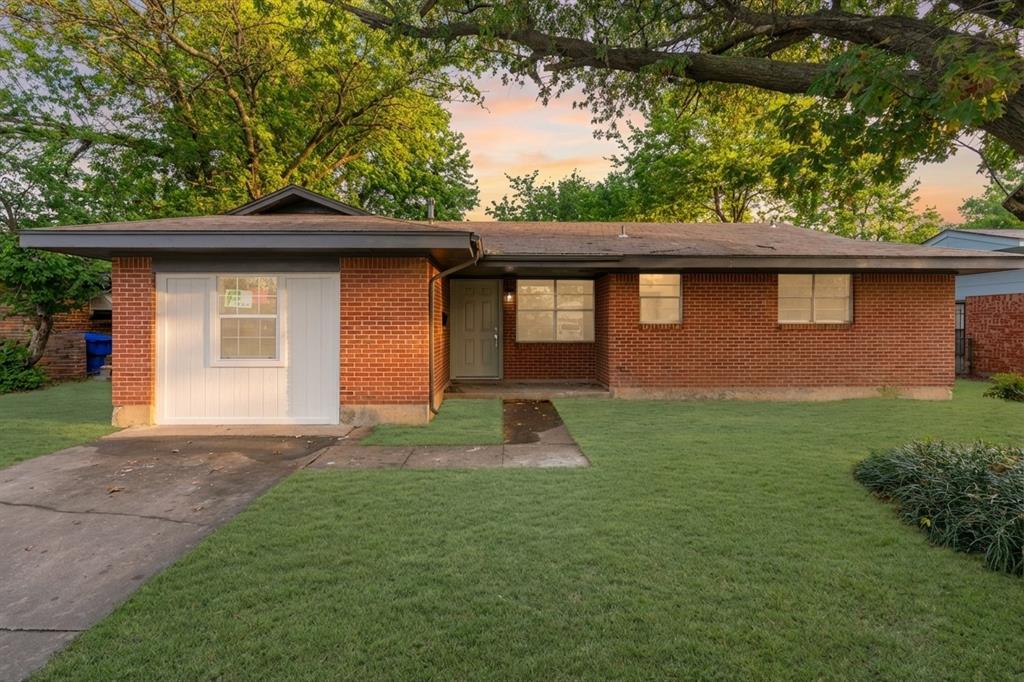 Welcome to this beautifully remodeled and move-in-ready 4-bedroom, 1.5-bathroom home in Norman, offering an ideal location with quick access to the OU Campus. The entire residence has been thoughtfully updated with new flooring and paint throughout, creating a fresh and modern feel. The kitchen is a standout, featuring new cabinets, sleek granite countertops, a tiled backsplash, and stainless steel appliances. The main bathroom shines with a shower tiled to the ceiling and new fixtures throughout. With a nice fenced-in backyard to enjoy and a fantastic location, this stylish, low-maintenance property is ready for its new owner. Schedule your private viewing today!