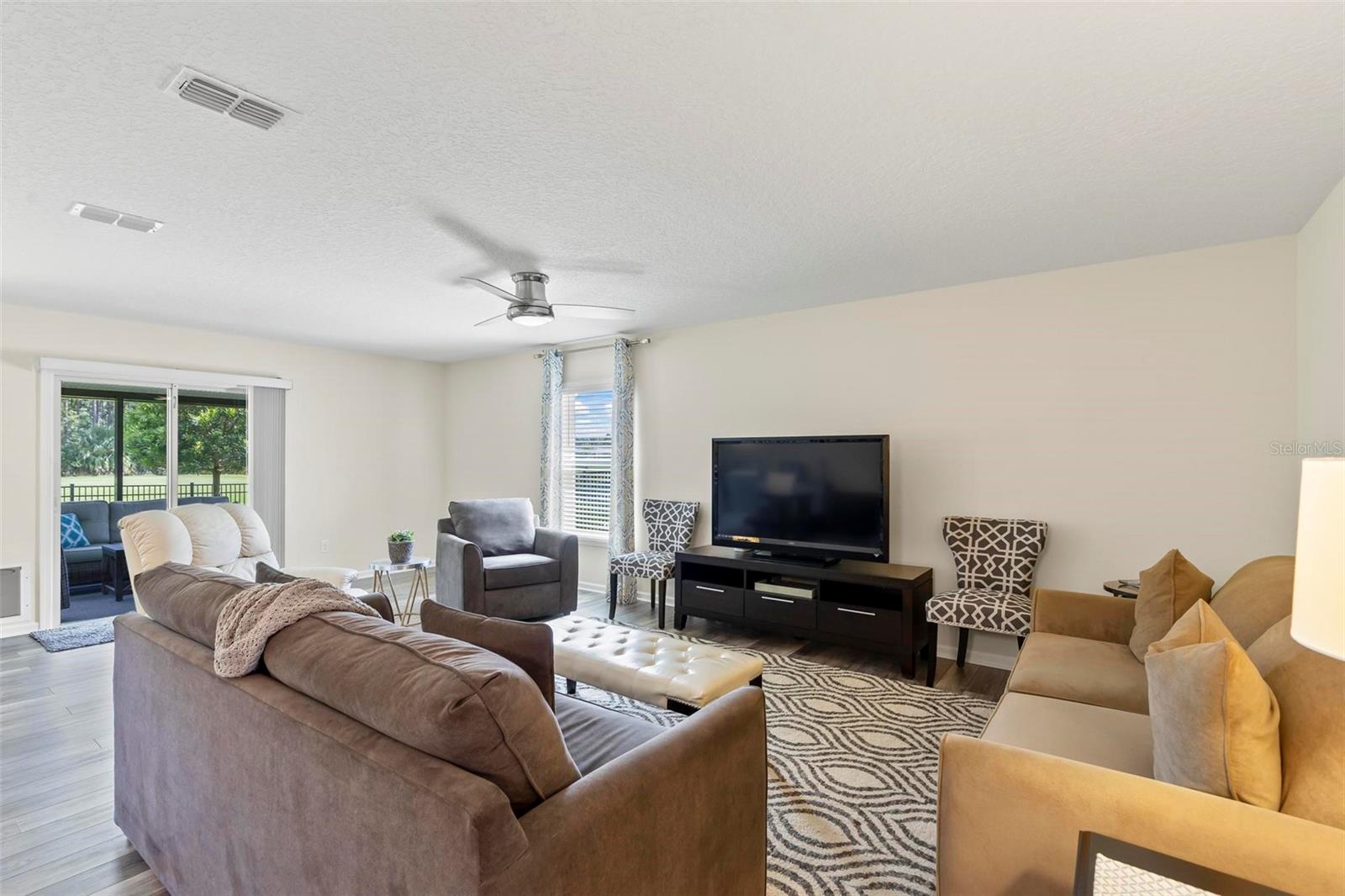 128 Golf View Ct.