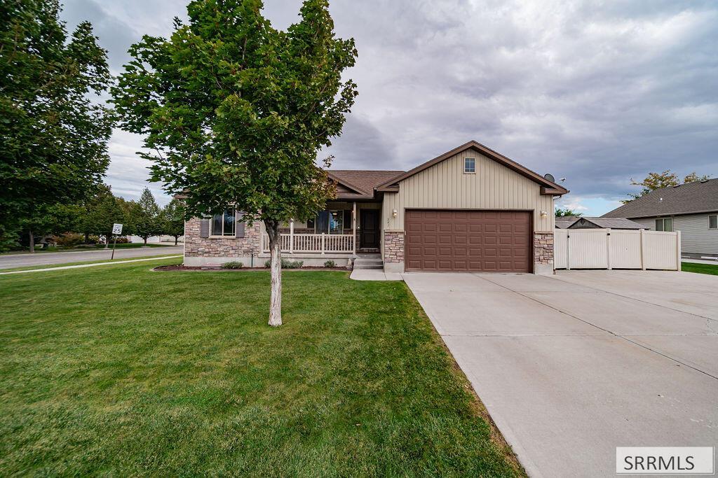 341 Oaktrail Drive