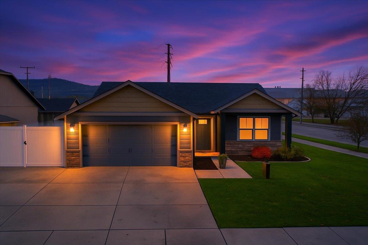 19029 E Frederick Ave