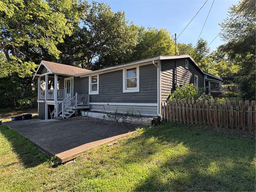 22 U Lake Shore Drive