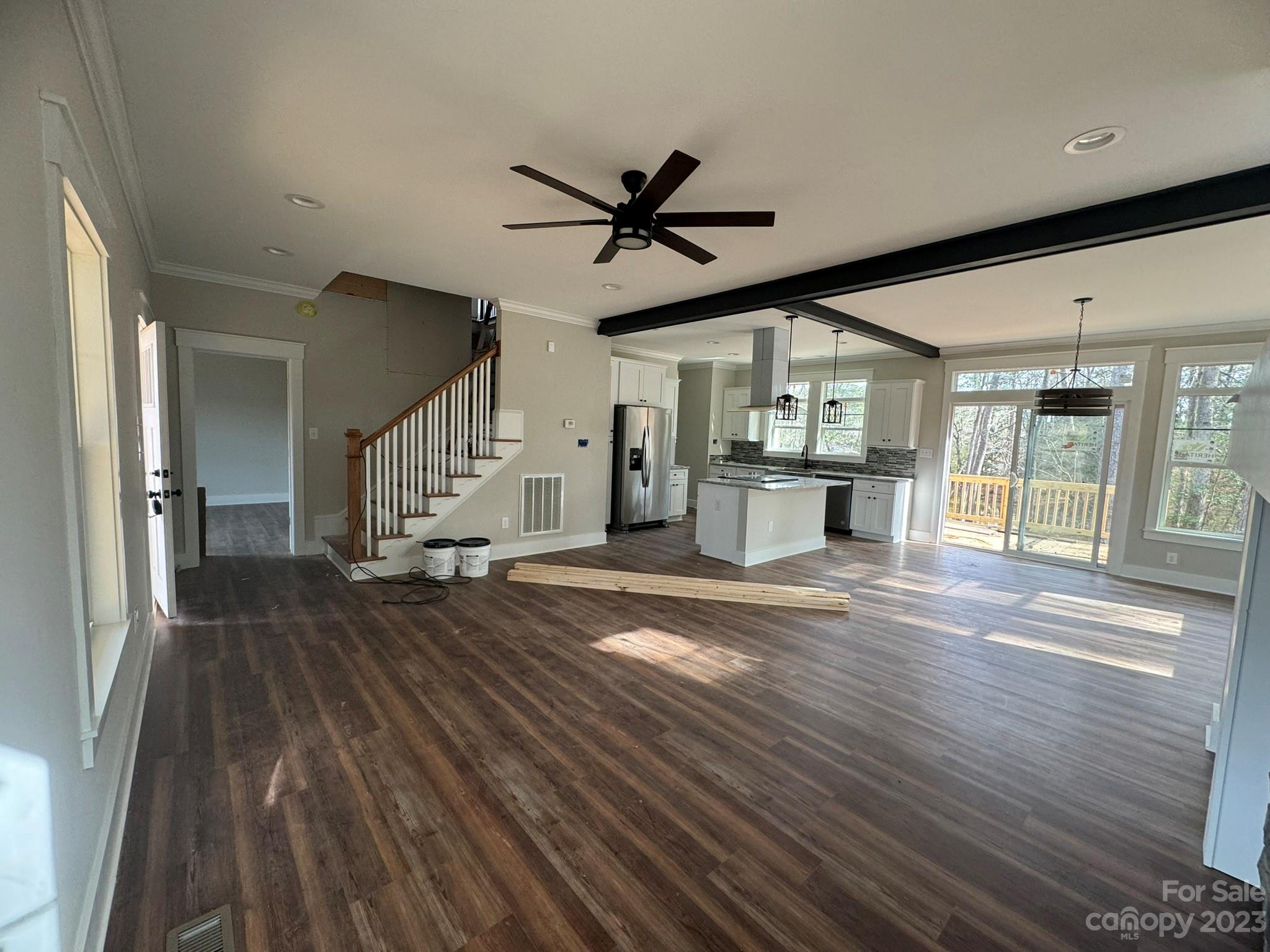 715 Emerald Shores Road