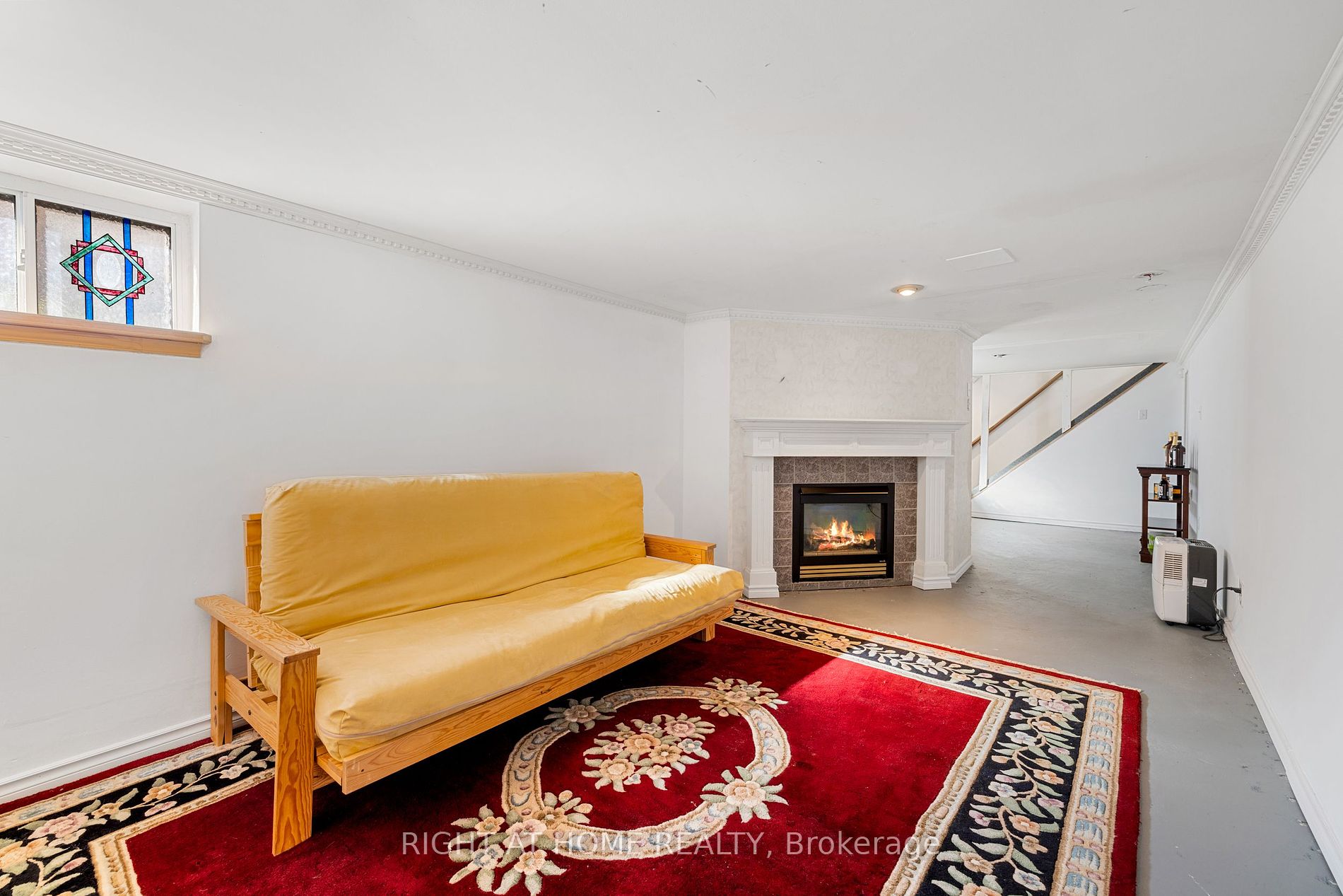 46 N East 36th St