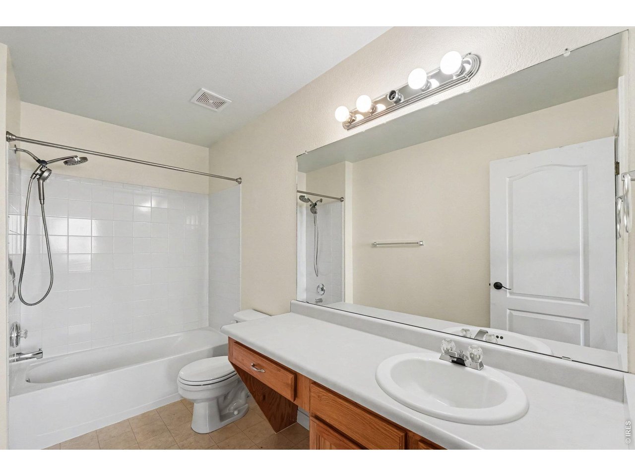 6615 Antigua Dr 11