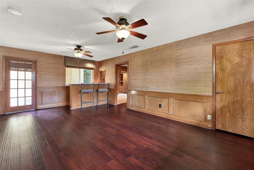 3205 Cross Timbers Lane