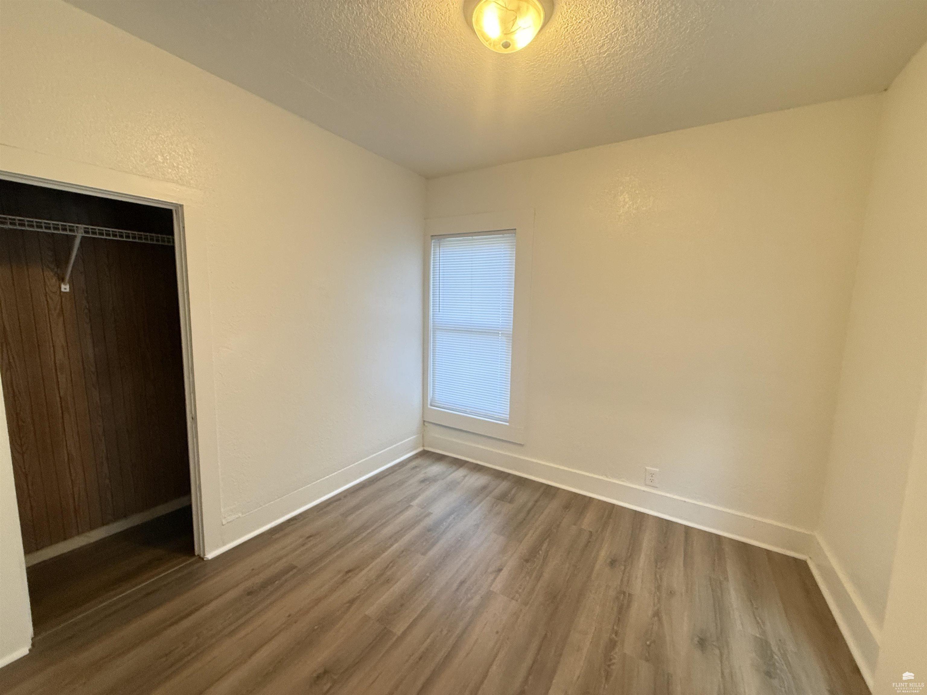 216 W Elm Street