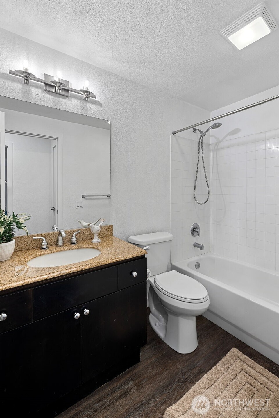 9806 28th Avenue SW A104