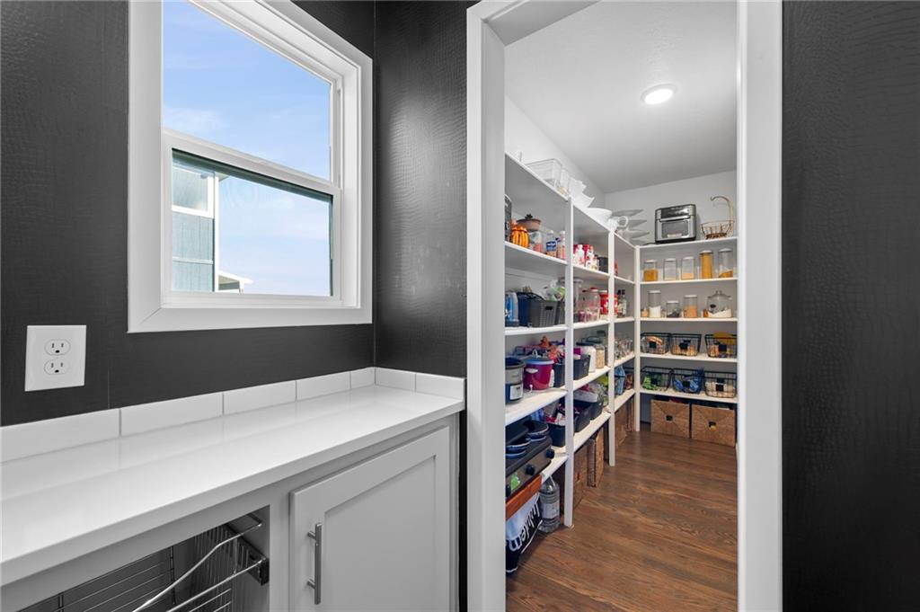 7613 N Tullis Avenue