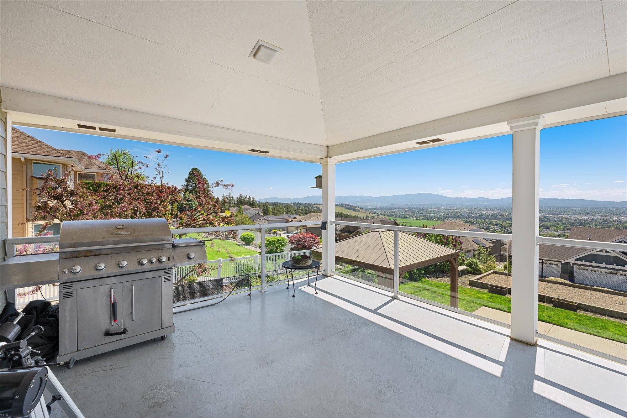 8720 E Woodland Park Dr