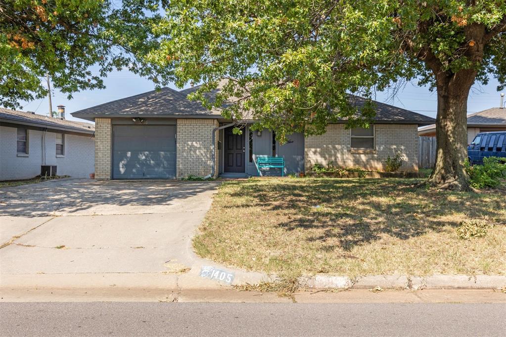 Looking for the perfect rental? This delightful home is just what you need!
Features:
3 Bedrooms & 2 Bathrooms: Ample space for family living or guests.
Large Fenced Backyard: Perfect for kids, pets, and outdoor gatherings.
1-Car Garage: Convenient parking and extra storage options.

Location: Situated in a friendly neighborhood, close to schools, parks, and shopping.
Don’t miss out on this fantastic opportunity! Contact us today to schedule a viewing or for more details.

All HCO Leasing residents are enrolled in the Resident Benefits Package (RBP) for $55.00/month which
includes liability insurance, credit building to help boost the resident’s credit score with timely rent
payments, HVAC air filter delivery (for applicable properties), our best-in-class resident rewards program,
on-demand pest control, and much more! More details upon application.