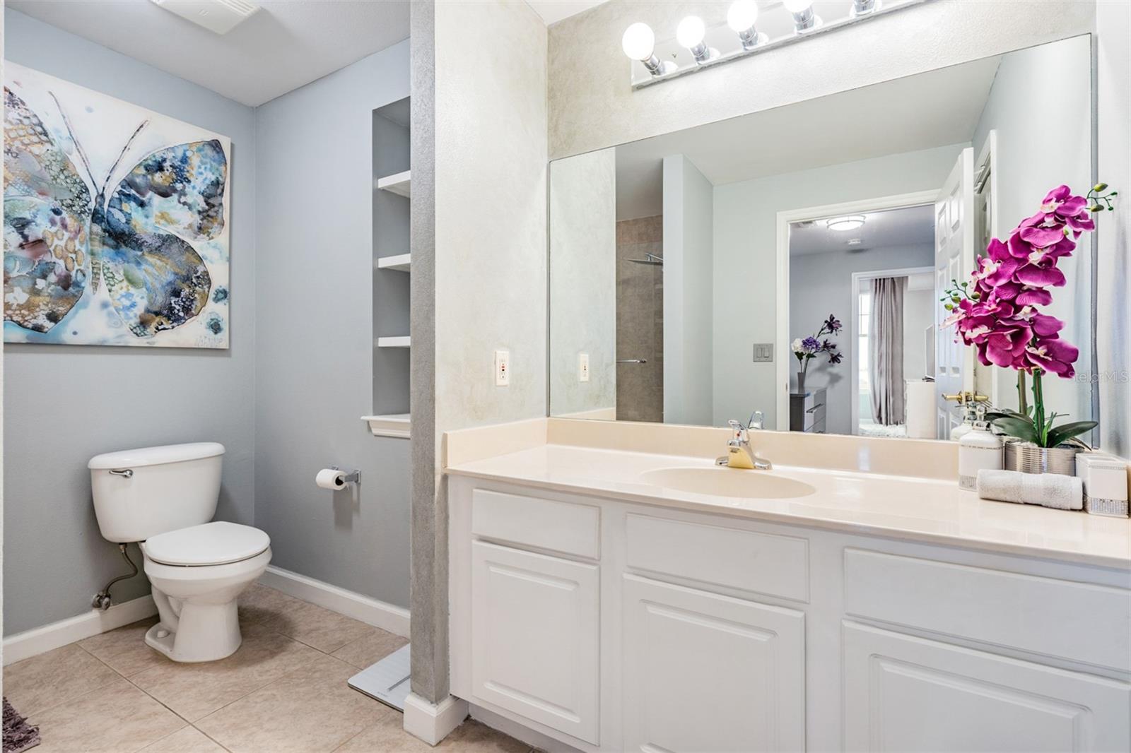 This is a Fully Furnished Luxury Condo Living at Its Finest – 345 Bayshore Blvd, South Tampa Welcome to the prestigious 345 Bayshore – one of Tampa’s most desirable luxury high-rise communities, located right on Historic Bayshore Boulevard. This 14th-floor, move-in-ready 1-bedroom,1-bath condo offers stunning views of Tampa Bay, upscale amenities, and an unbeatable location. Step inside to find beautiful wood floors, crown molding, and a welcoming entry foyer that leads into a modern kitchen featuring stainless steel appliances and a view that opens into the spacious family room. Sliding glass doors lead out to your private balcony—the perfect place to unwind and take in panoramic bay views. The ensuite master bedroom features a walk-in closet and a spacious bathroom with built-in storage and a tub/shower combo. A laundry closet with washer and dryer is conveniently located inside the unit. Enjoy resort-style amenities, including: • 24/7 front desk concierge service • EV charging station • Business center and conference room • Pet walk and dog-friendly spaces • Bike storage and car wash area • Wine cellar • Two fitness rooms and saunas • Outdoor grill and pool area Parking is a breeze with an assigned space and ample guest parking. Live just minutes from everything Tampa has to offer: Tampa General Hospital, USF Health, Amalie Arena, Riverwalk, Straz Center, museums, top-rated schools, Publix, and Hyde Park Village. Quick access to I-275, Tampa International Airport, and Davis Islands Yacht Club make this location unbeatable. Association includes : 24-hour security, water, sewer, trash, pest control, building insurance, pool and ground maintenance, exterior upkeep, reserves, and recreational facilities.