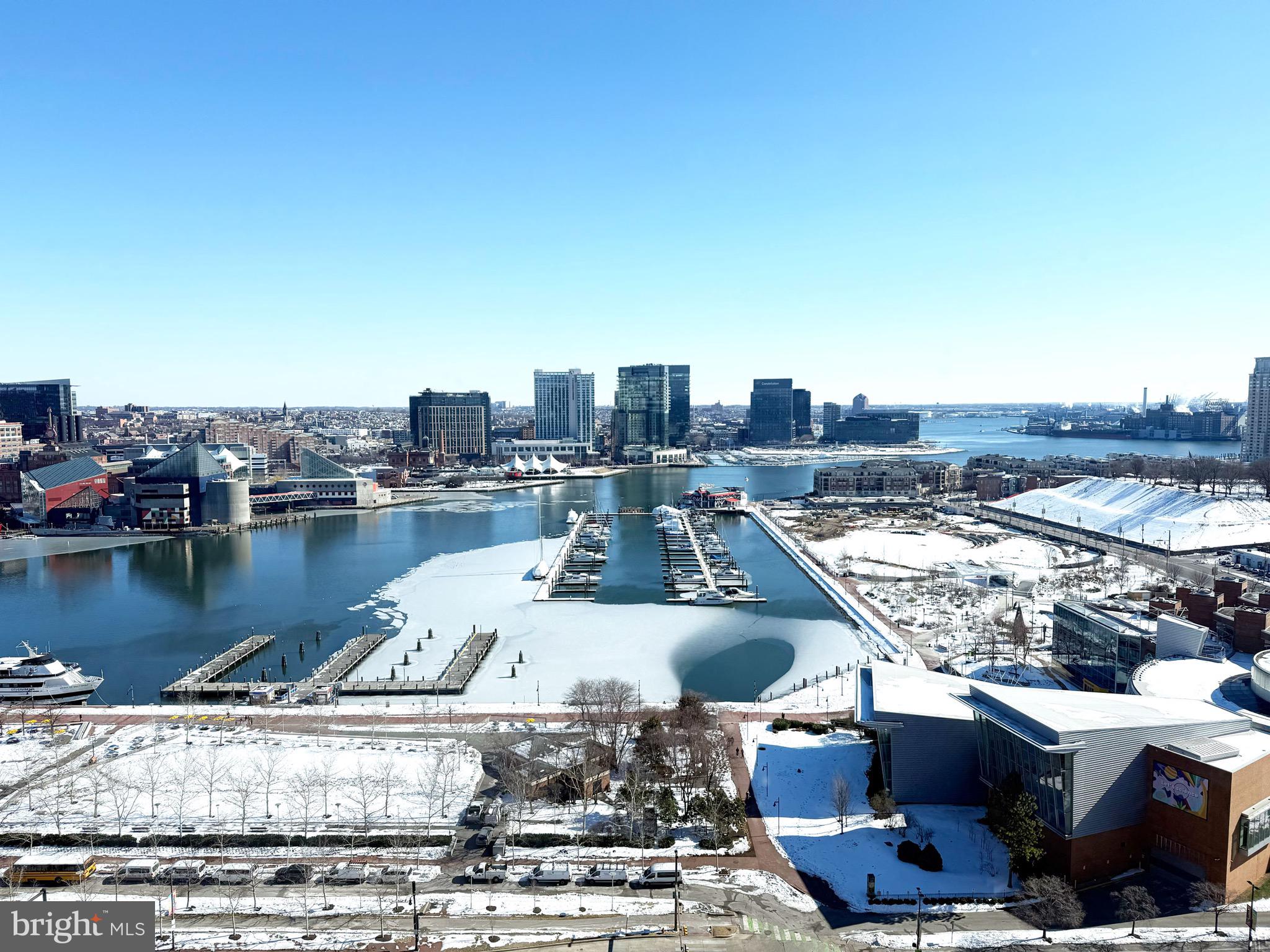 10 E Lee Street 1801