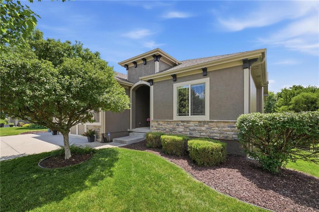 404 SE Mill Creek Drive