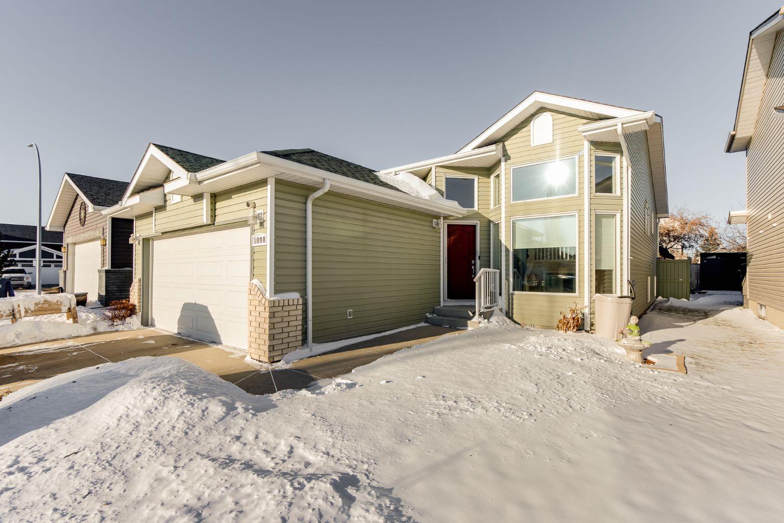 1808 Meadowbrook Gate SE