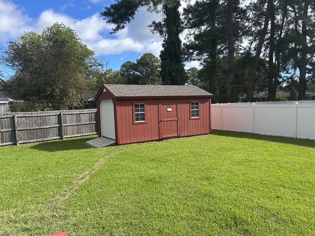 5214 Sweetbriar Circle