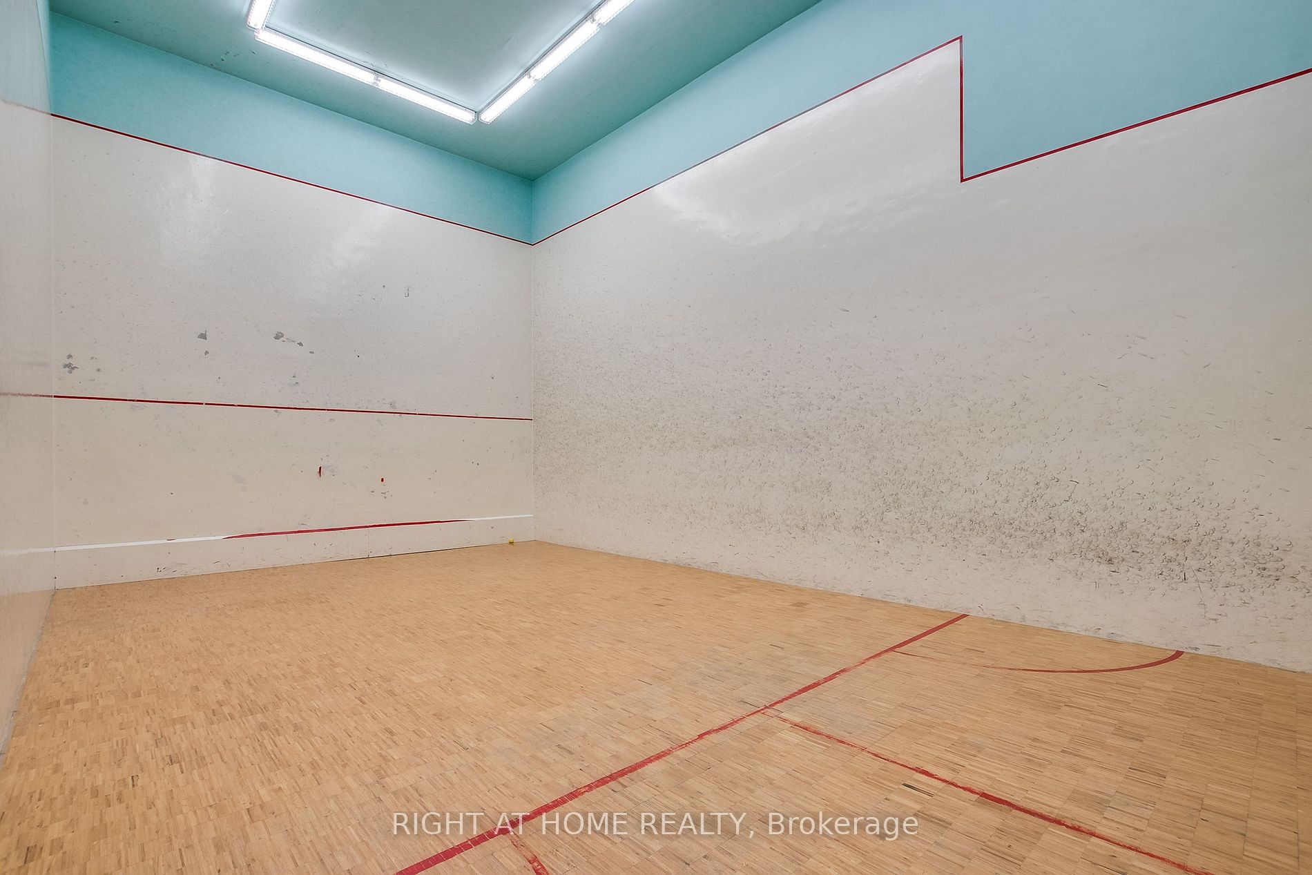1555 E Finch Ave 2401