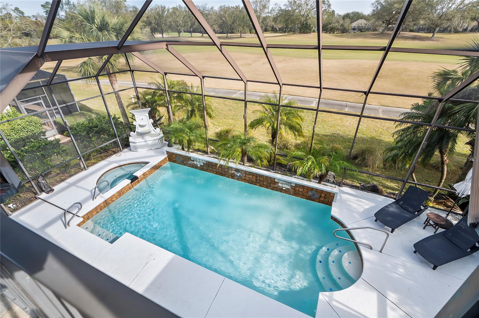15 S Waterview Drive