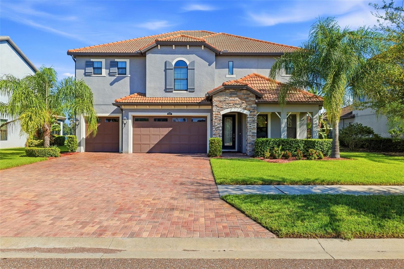 5157 Lakecastle Drive, Tampa, FL