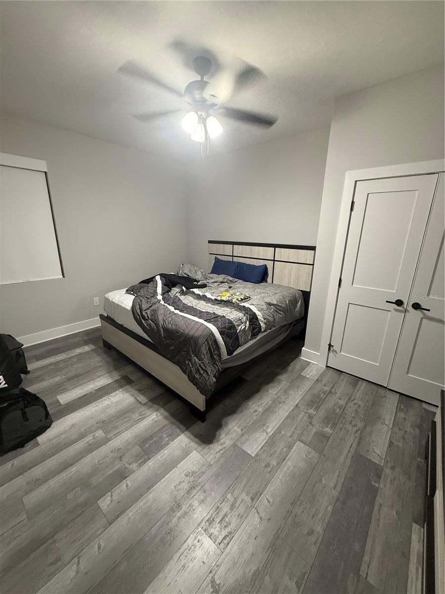 2308 W Saint Louis Street 1/2