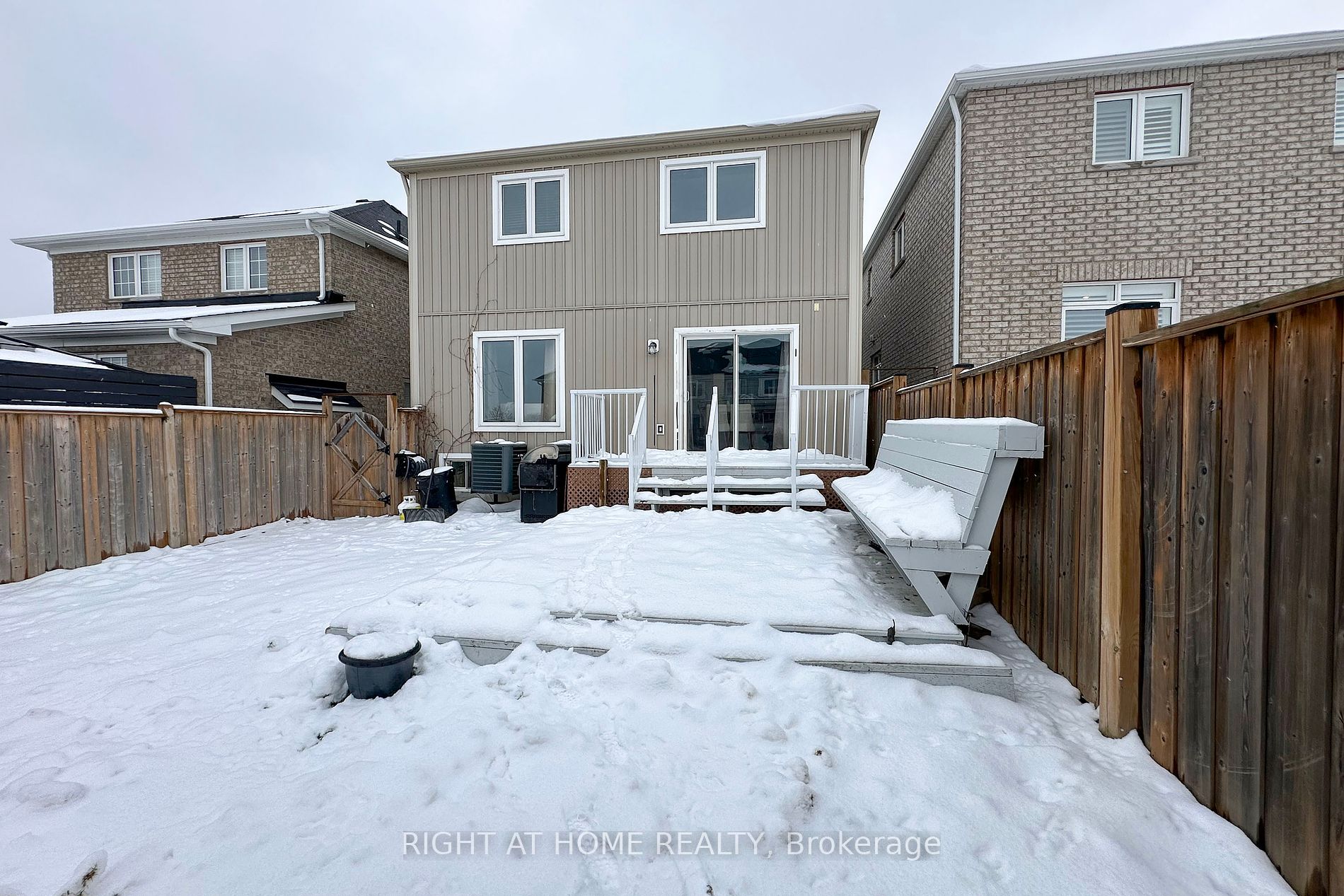 1065 Edward Bolton Cres