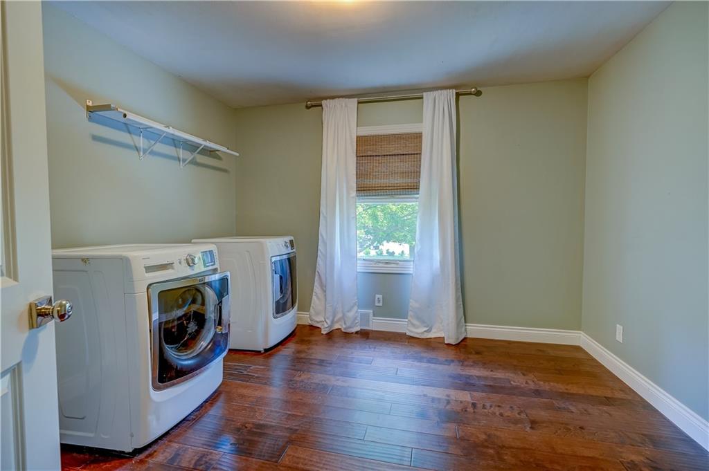 6830 NW Prairie View Road