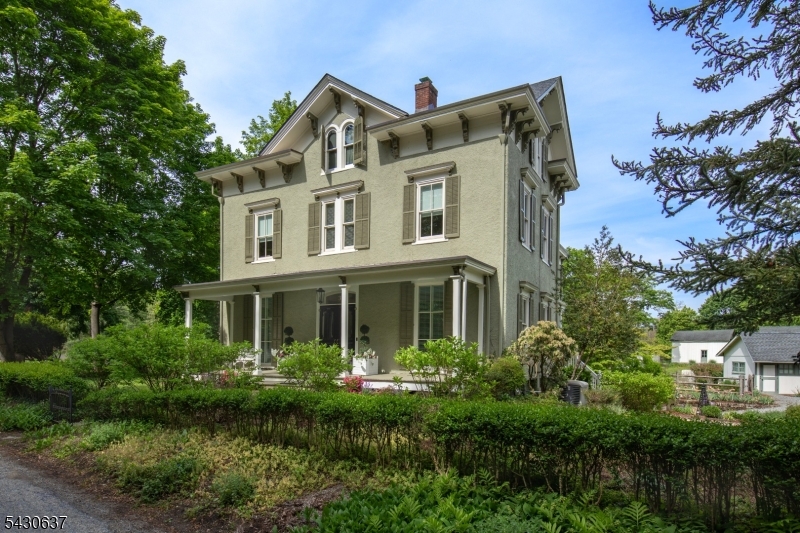 30 Meyersville Rd