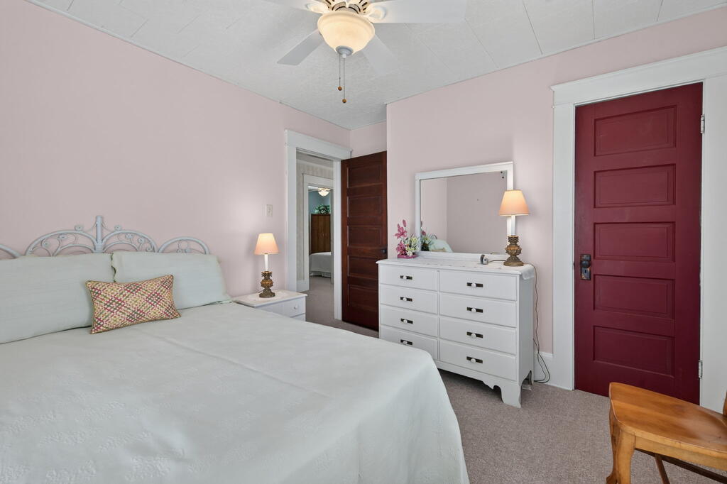 507 Harbor Ave 5