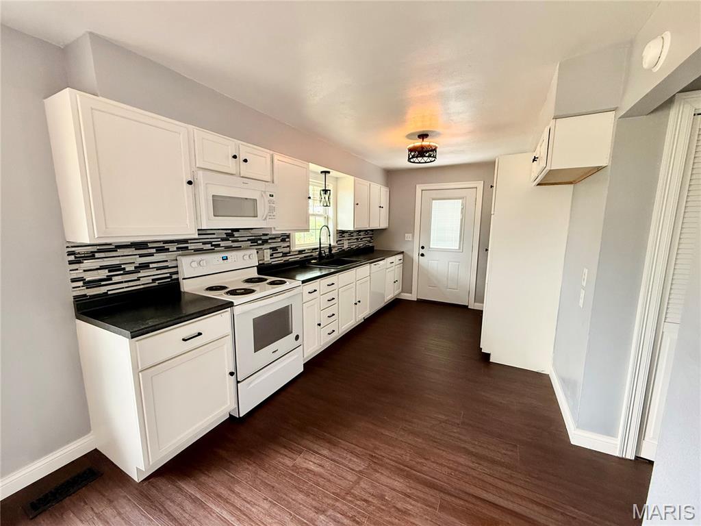 805 Westwind Drive