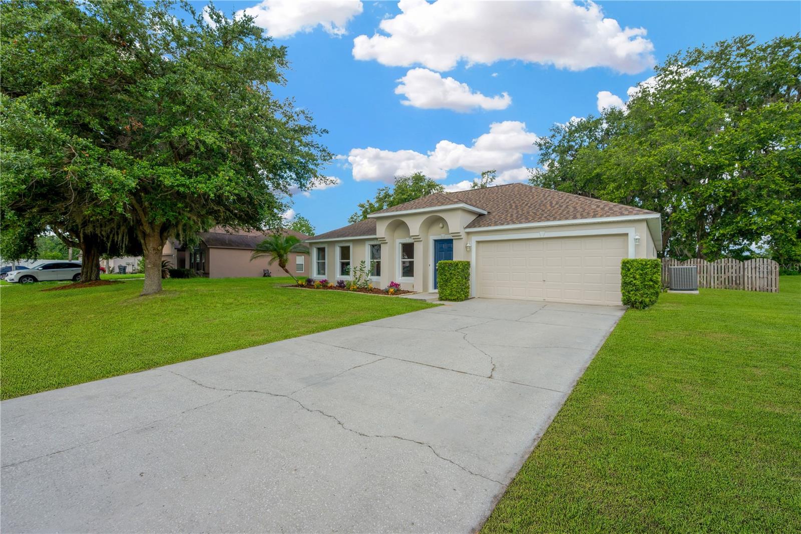3826 Sleepy Hill Oaks Loop
