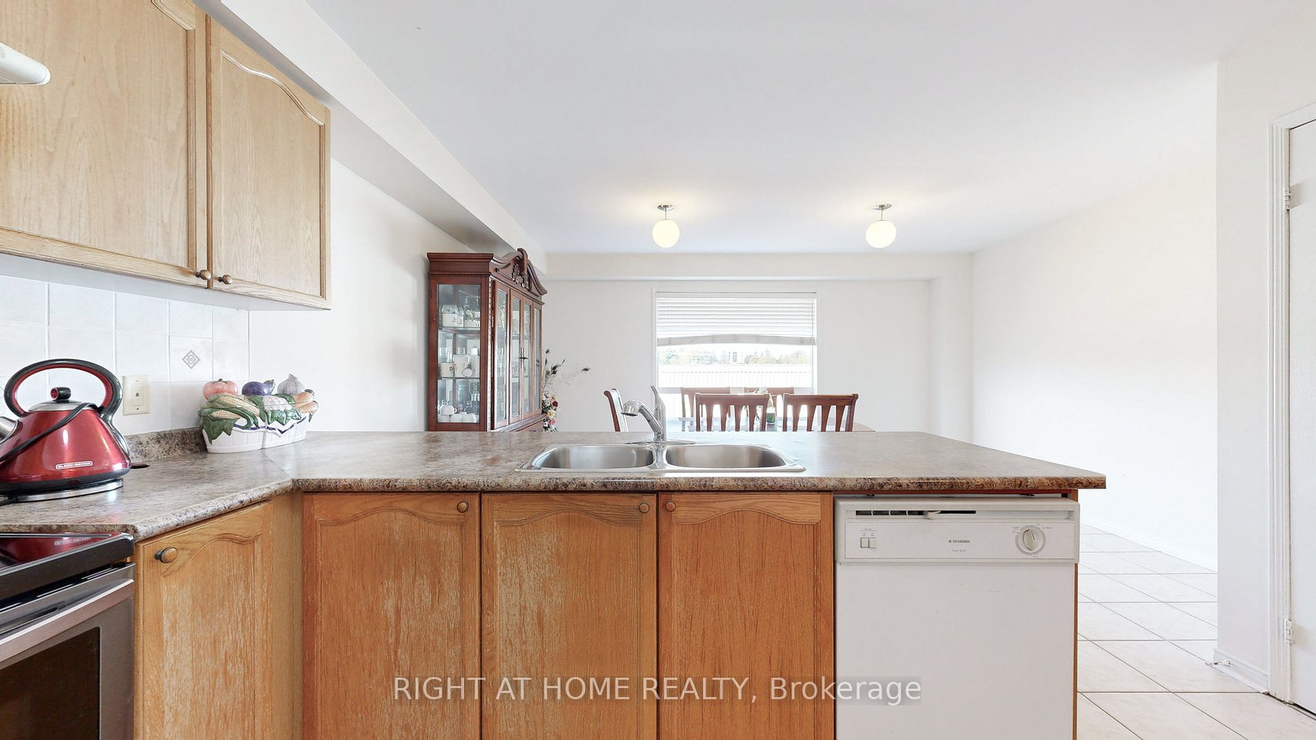 38 Jenkinson Way 131