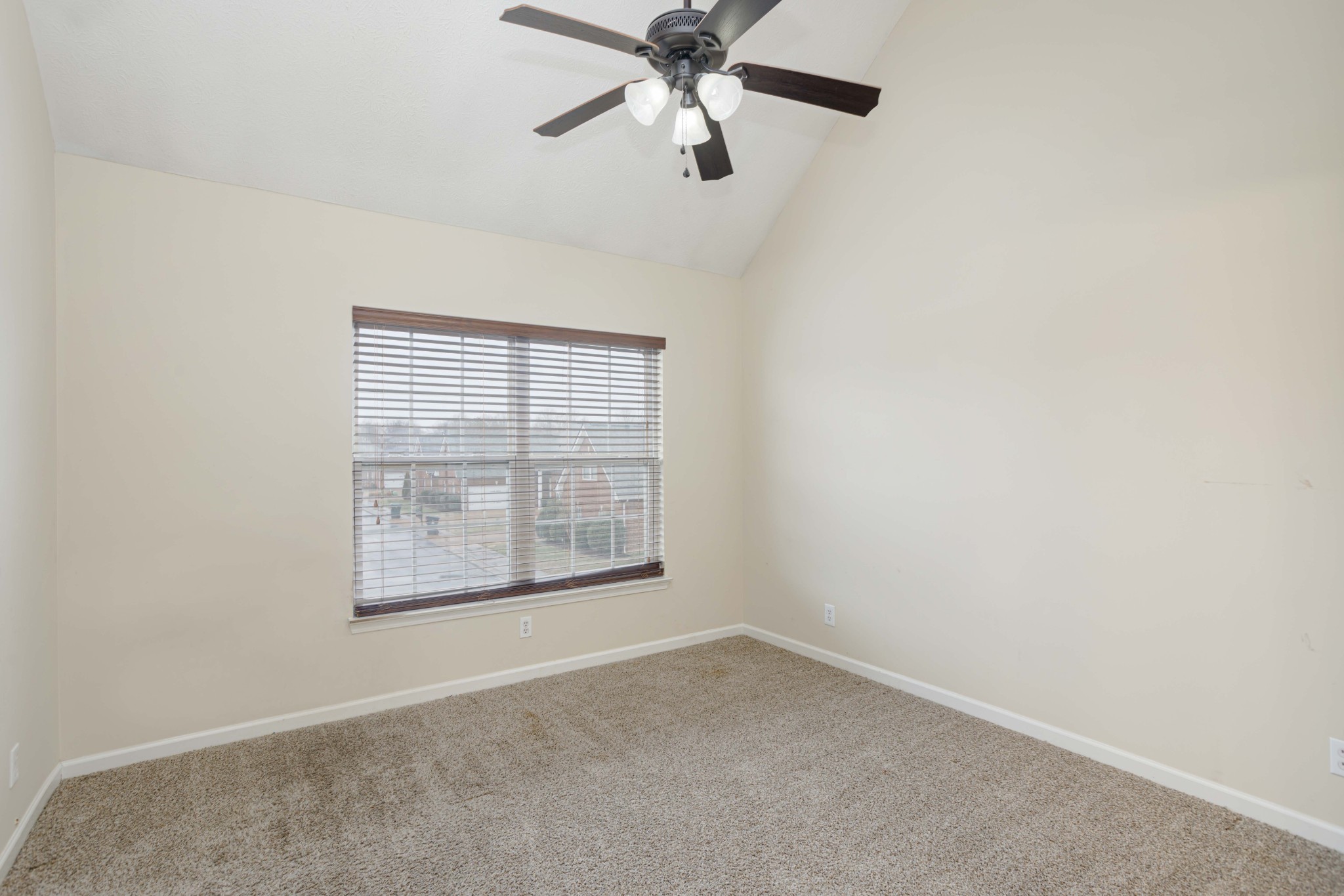 908 Indian Ridge Circle