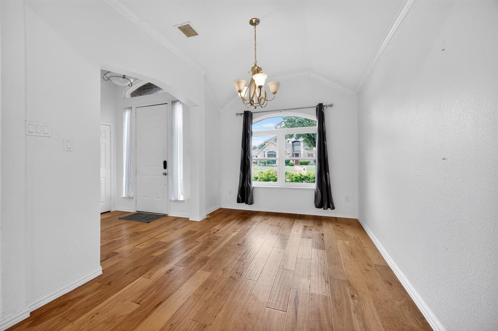 1517 Caldwell Circle