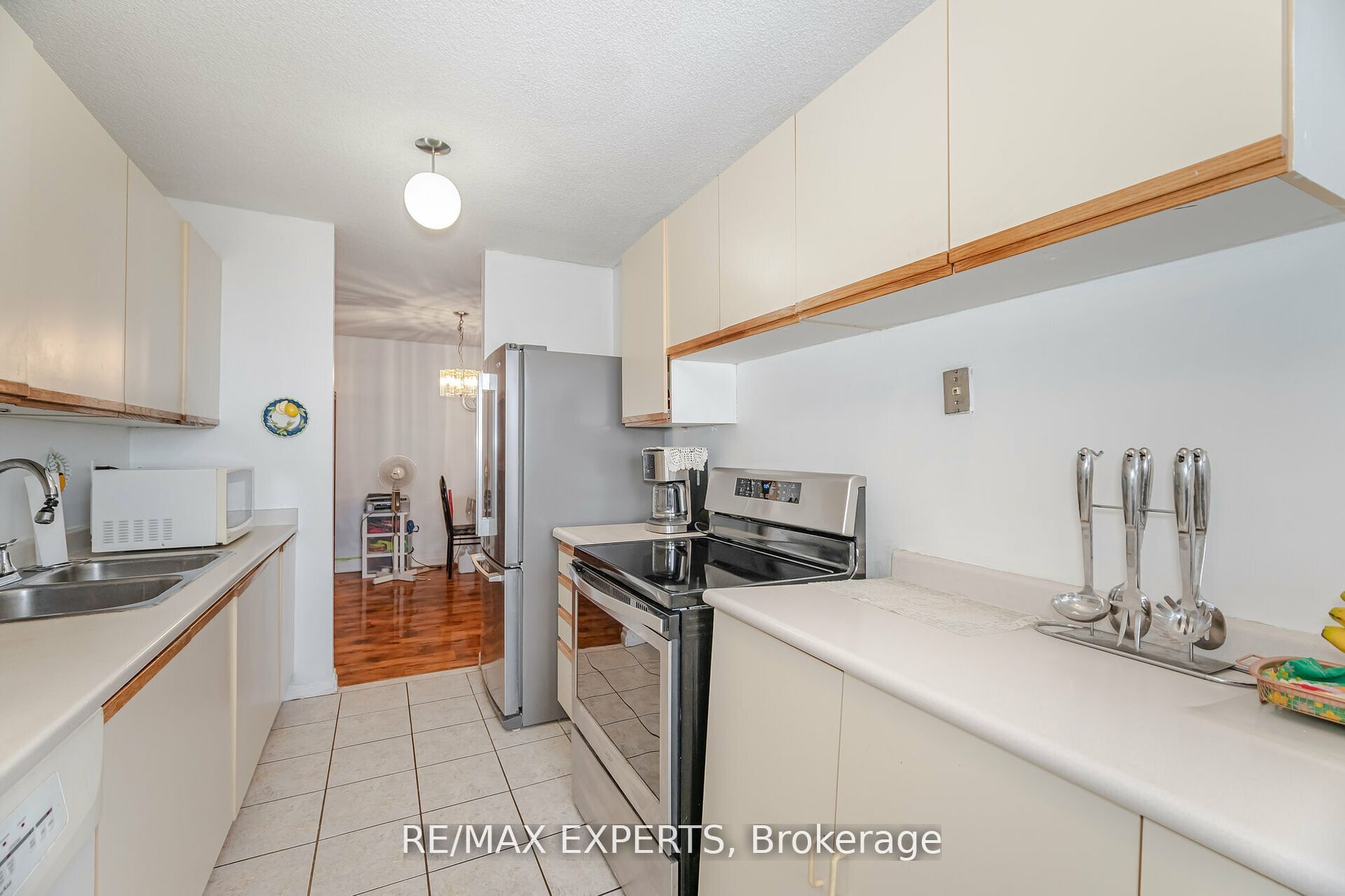 25 Kensington Rd 1407
