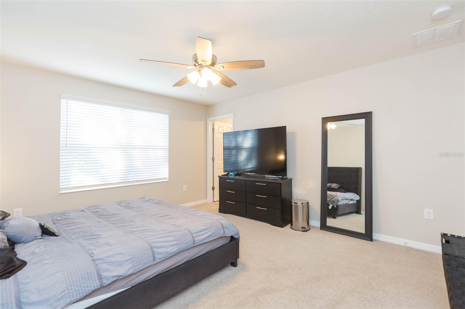 7236 Grand Elm Drive