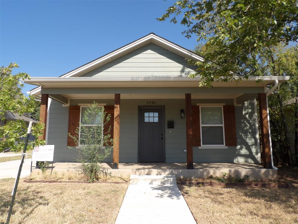 Enjoy modern living in this newly built home offering comfort, style, and convenience. Located just minutes from Downtown OKC, the Innovation District, OU Health Science Center, and NE 23rd Street’s vibrant corridor, this home provides easy access to schools, shopping, parks, and churches. The open floor plan lives larger than its square footage, featuring spacious bedrooms, stylish finishes, energy-efficient systems, and a large backyard perfect for entertaining or relaxing outdoors. Residents of Northeast OKC enjoy proximity to community hubs like the Douglass Recreation Center, Booker T. Washington Park, and the newly revitalized Page Woodson area, offering arts, culture, and local dining options.
Qualified buyers can receive down payment and closing cost assistance through the City of Oklahoma City’s Down Payment Assistance Program.