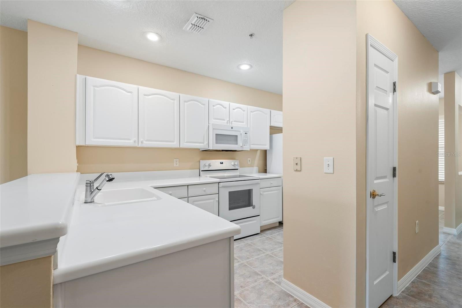 500 Canopy Walk Lane 513