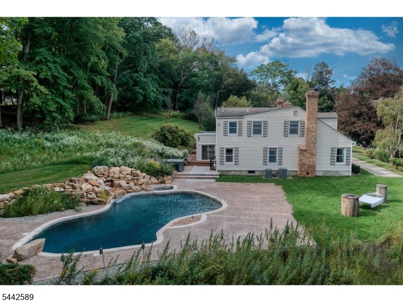 41 Washington Corner Rd