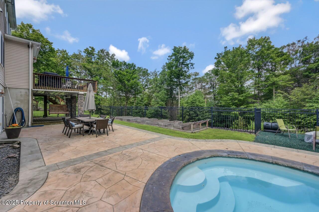 172 Constitution Drive