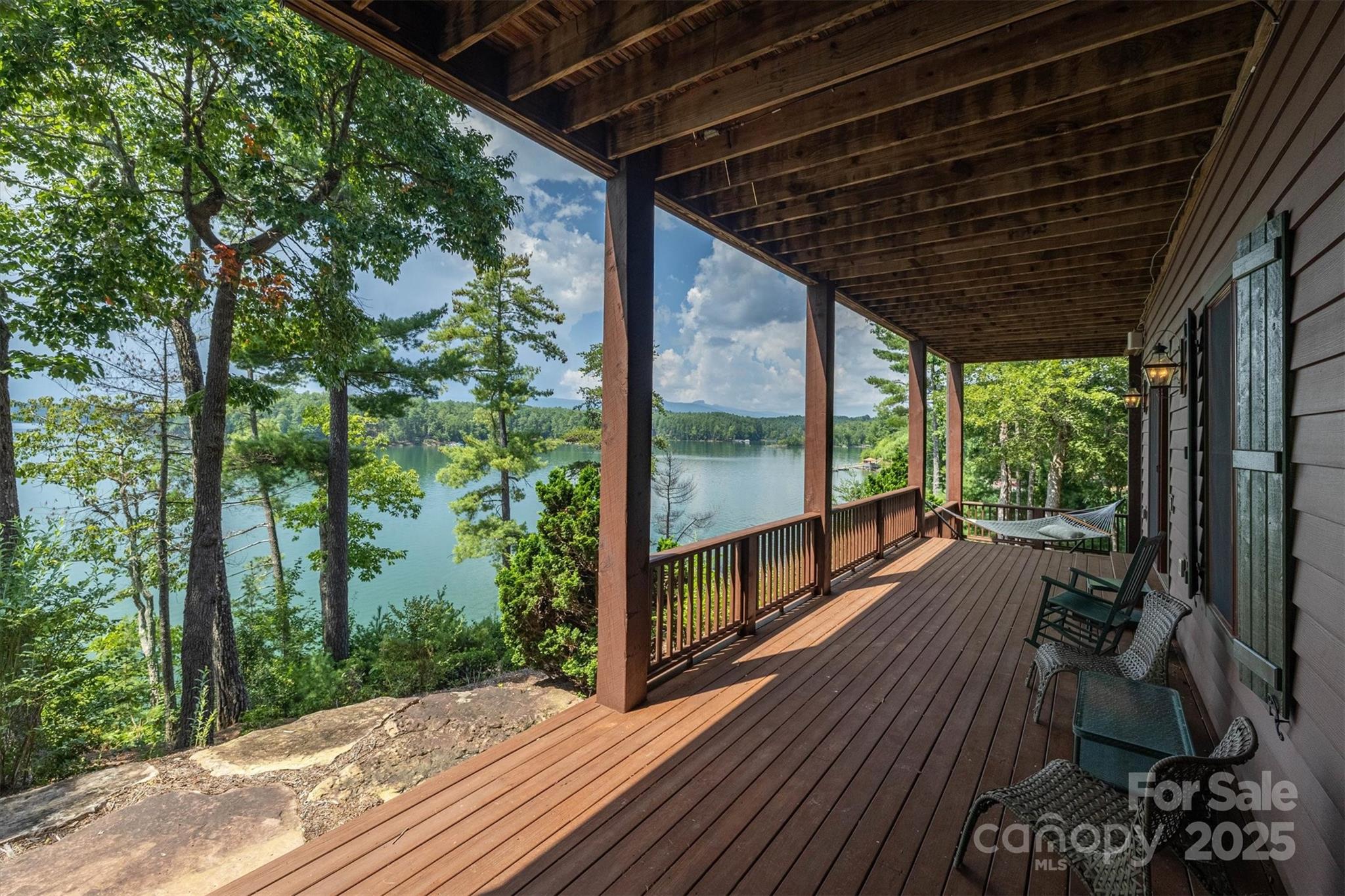 5140 Beech Bluff Drive