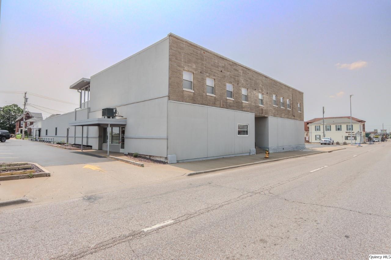 1112-1128 Broadway Suite D
