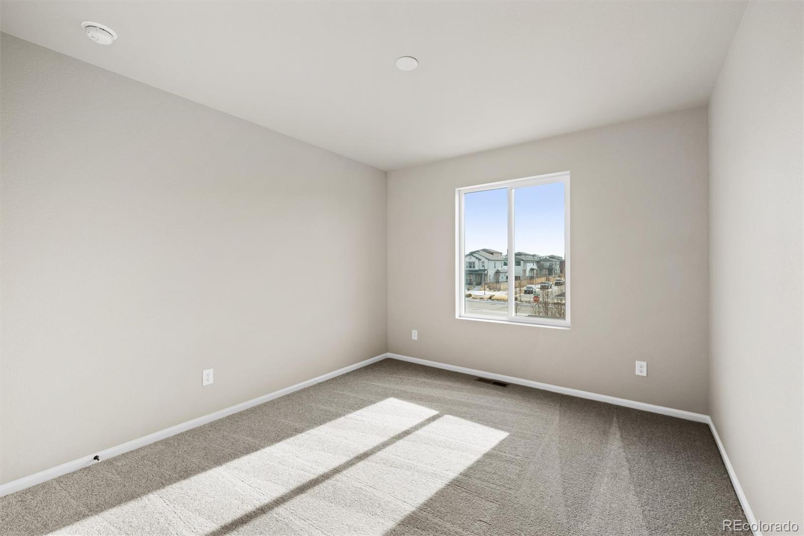 6267 N Nepal Court