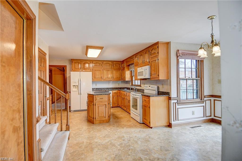 1924 Grayfalcon Drive