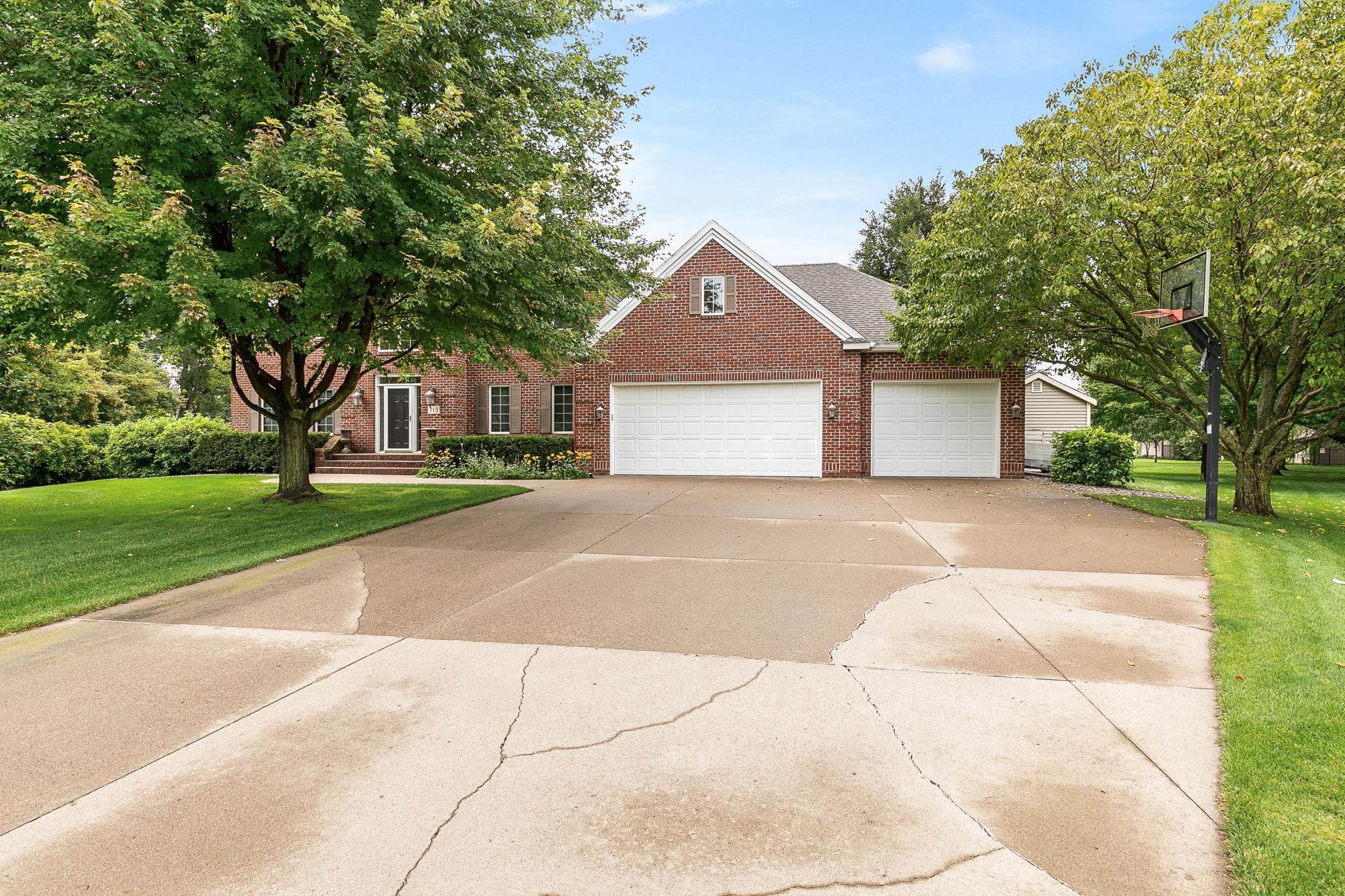 715 Falcon Court